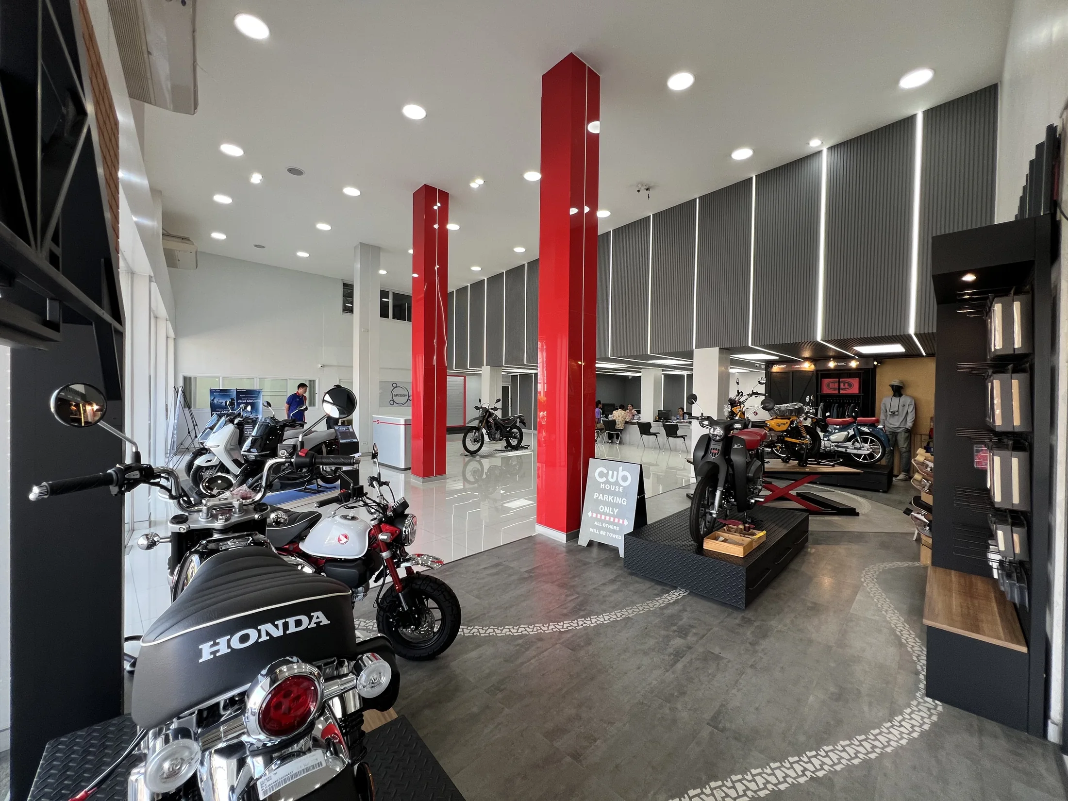 โชว์รูม Honda ศรีสยาม จังหวัดเพชรบูรณ์ หลังงานรีโนเวต